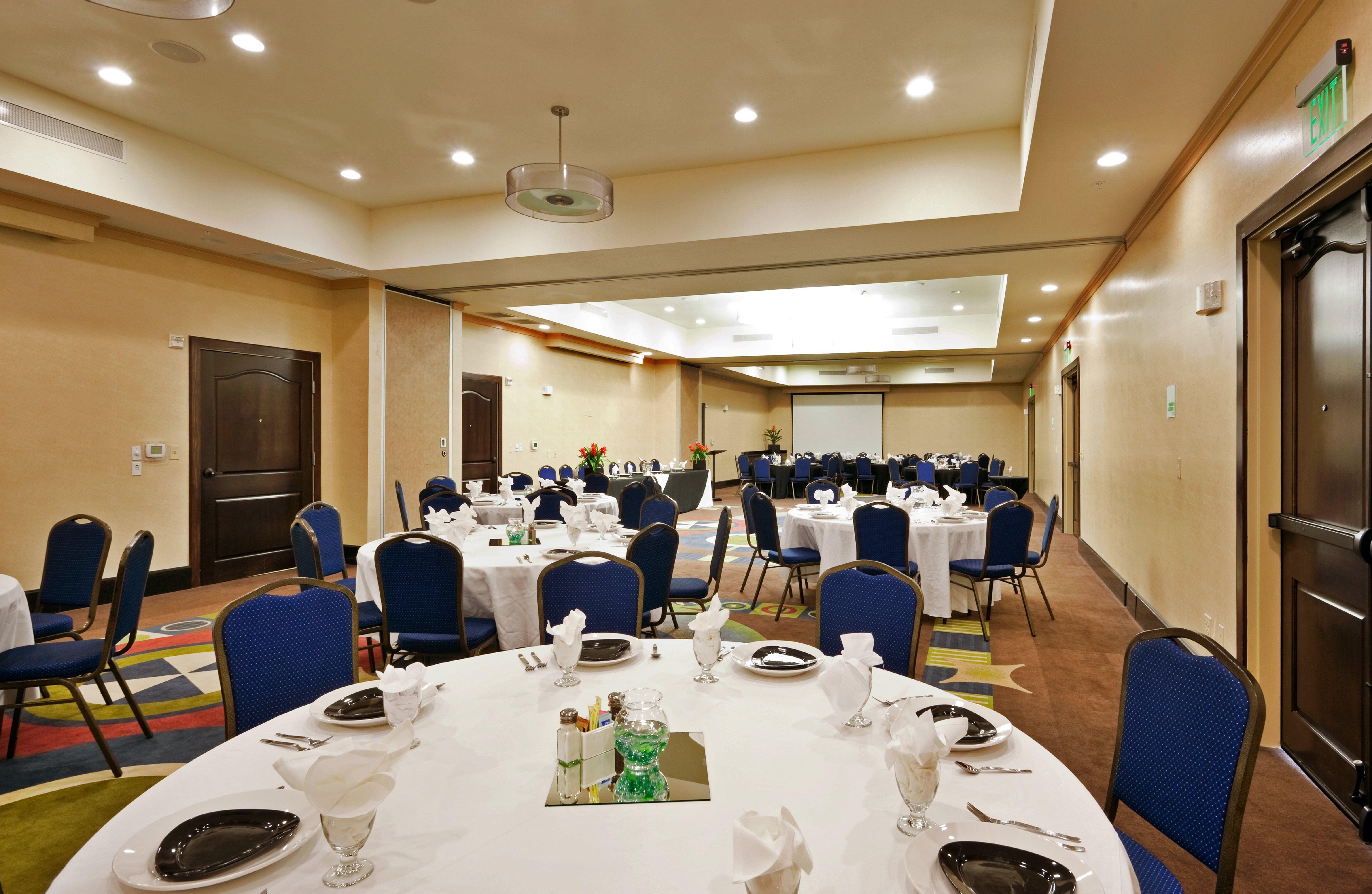 Holiday Inn Hotel & Suites Waco Northwest By Ihg Беллмид Экстерьер фото