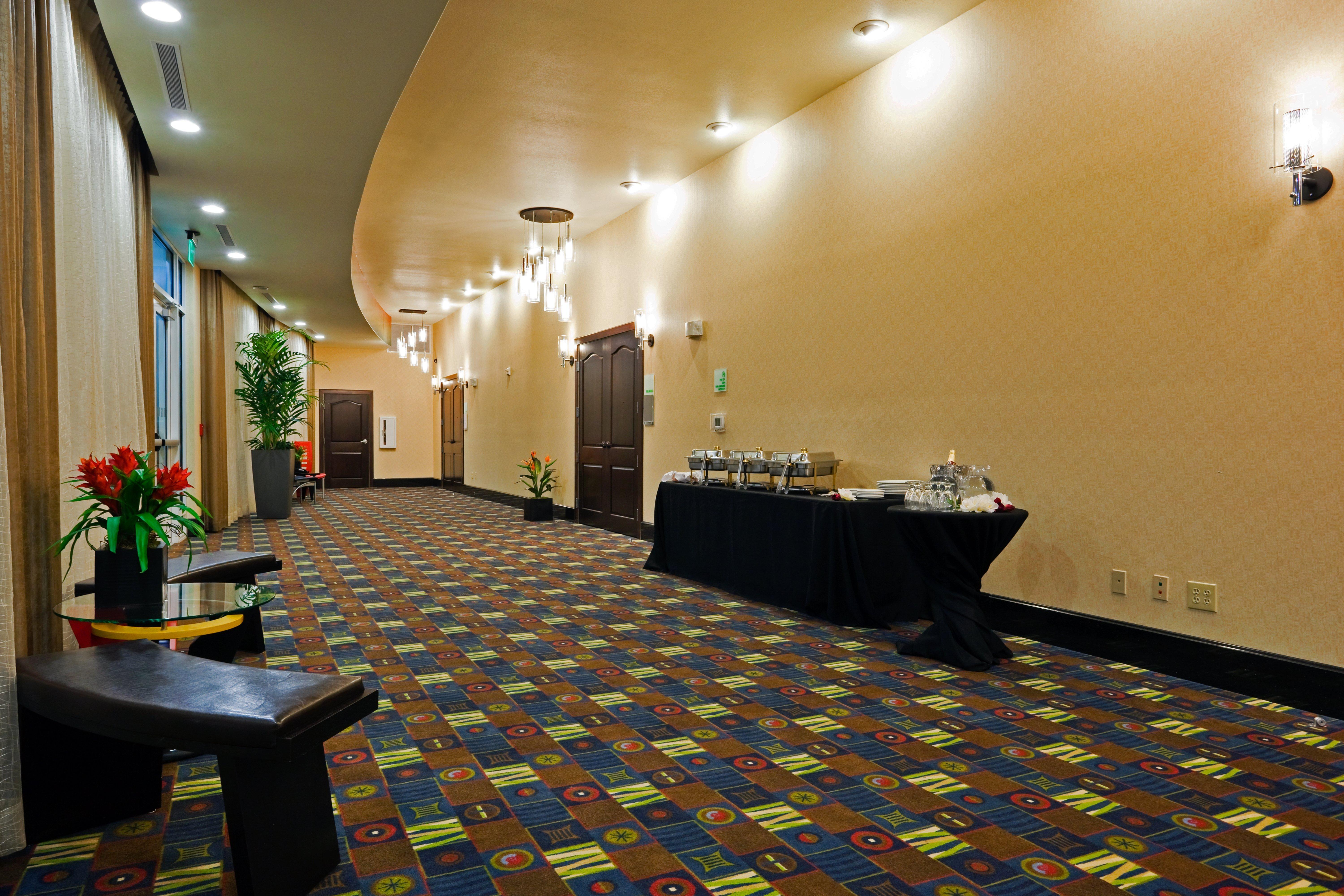 Holiday Inn Hotel & Suites Waco Northwest By Ihg Беллмид Экстерьер фото